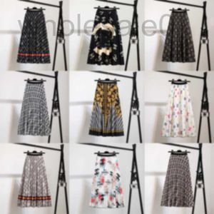 women Designer dresses Luxury alphabetic sexy print New elastic waist plus size half skirt press pleated medium length 3WAP