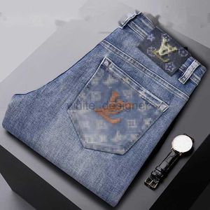 Męskie dżinsy luksusowy projektant dżinsów męskich jeansowy jesień i zima nowe dżinsy męskie jakość szczupła małe stóp długie spodnie moda męska