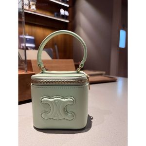 Handväskor säljs billigt i butiker Arc de sommar Ny liten avfallsväska mun röda crossbody handhållna mångsidiga mode box8avs