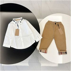 春と秋の新しい子供用衣料品デザイナー子供向け高品質のシャツ男の子セットサイズ90-150cm D4