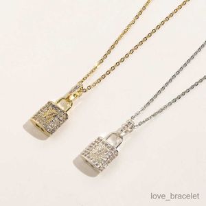 Luxur Designer Halsband Choker Chain Crystal 18K Gold Plated 925 Silver Plated rostfritt stål Brevhängare Fashion Womens Jewelry ZG1661