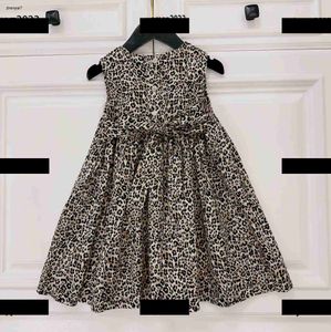 Top Girl Clothing Kids kjol av hög kvalitet baby klänning barn veckade tygprodukter sommar ärmlös väst veckad kjol