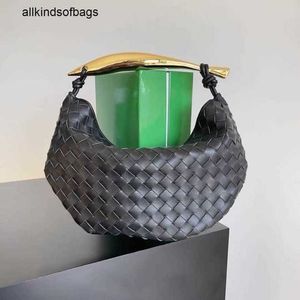 Bottegvenets Handbags Sardine Bag New Sheepskin Woven Womens Armpit Brass Handle Leather Large