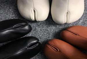 디자인 Tabi Boot 분할 분할 발끝에서 청키 한 하이힐 여성 부츠 2023 가죽 Zapatos Mujer 패션 가을 여성 신발 Botas Mujer16777701