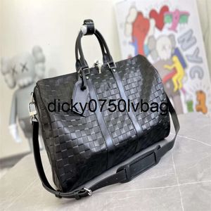 lvityデザイナーバッグルイーズヴィーションLVSEポーチトラベルダッフェルLousi Vouton Bagsケースデザイナートートバッグウォレットハンドバッグカードホルダー財布クロスボディバックパック