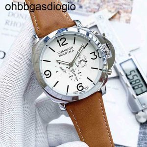 Designer Watch Classic Men Panerass Watch Fashion Watch Calendar Banda MACCHINERE AUTOMATICA AUTOMATICHE OROLOGIO 8L9T