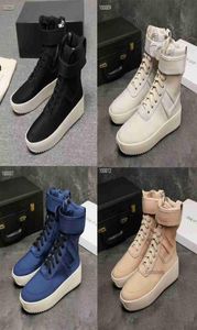 Designer Fog Boots Men Winter Shoes Fear God Men Basketball Shoe Sports Sneakers Black White Military High Street Boot Top Quantit2695282