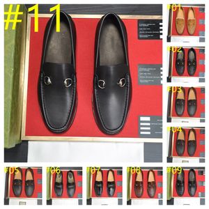 28Model Itália Sapatos de grife masculino Male Poxos luxuosos de couro preto de couro preto Black Gold Madel Tassel Men Men Formal Club Wedding Party Shoes Men Tamanho 38-46