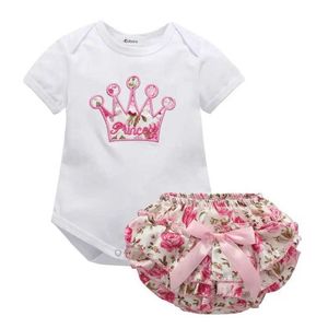 Zestawy odzieżowe drukowane koronne dziecko solidny kolor słodkie spodnie pp noworodek i maluch dziewczyny śliczne krótkie rękawowe topowe spodenki z zestawem j240518