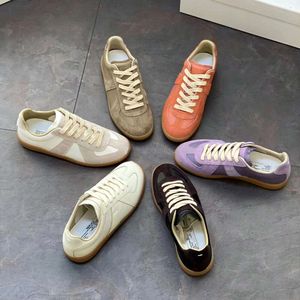 Maisons 스포츠 트레이너 런 런 슈즈 신발 가죽 Loafer 가죽 Margiela 캐주얼 신발 야외 고급 디자이너 여성 남성 복제 농구 신발 테니스 신발