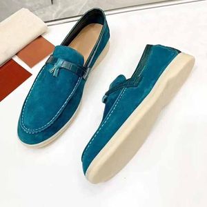 Kvinnliga klänningskor Mens Flat Designer Shoe 100% lädermetall Buckle Lady Suede Womens Casual Mules Princetown Men Trample Lazy Loafers Storlek 35-42-45 med 67 s