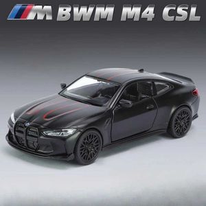 Diecast Model Cars 1/36スケールDiecast BMW M4 CSL Alloy Car Model Metal Toys Boys Car Toys Gift Collective Voiture Miniature Home Decor Y240520F73X