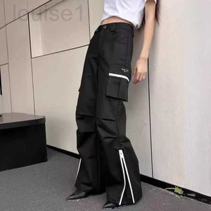 Pantaloni da donna Capris Designer Brand Abbigliamento da lavoro dritto con abbellimenti metallici su entrambi i lati e aperture con cerniera all'orlo versatile