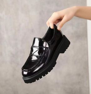 SLIGHLOIX 2022010401Y 40 Black Patent Leather Loafer Sapatos de plataforma de couro genuíno