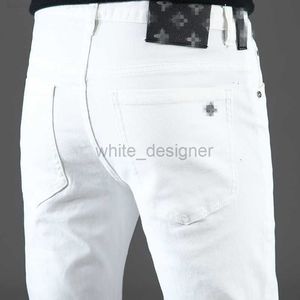 Herren Jeans Designer Herren Jeans kleine Füße Schlanker anpassender Baumwoll neue Sommer Jean Männer Brand Jeans Schwarz -Weiß -Hosen