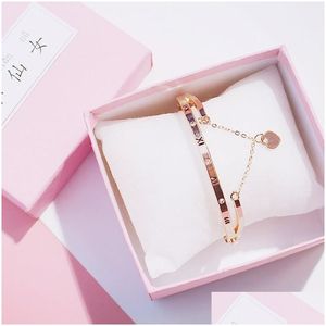 Braccialetti Charm Wholesale- Bangles in acciaio inossidabile inossidabile Rosa Bracciale di marca per il marchio per le donne Delivery Deliring Dh94e