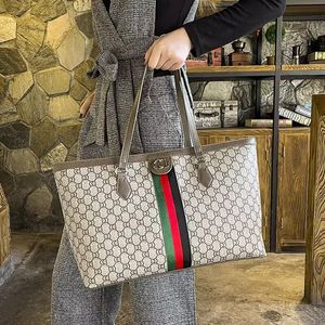 NOWE MĘŻCZYZN KOBIETY Crossbody Torka na ramię Różne rozmiary torebki luksusowe designerskie torby