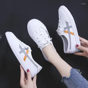 Fitness Shoes White 2024 Nian Spring Wild Wild Flat-Bottomed A Pedal Female Explosion Style Western Style Sneakers