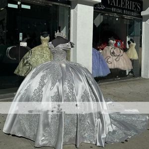 Elegancka srebrna quinceanera ubiera się od barku koronkowe aplikacje frezowanie vestido de 15 anos luksusowe sweet 16 suknie balowe