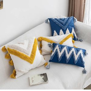 枕の手作りカバーモロッコのスタイル抽象ジグ​​ザグブルー枕カバータッセルフリンジスクエア長方形の装飾