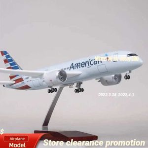 Aeronave Modle New 1 130 47cm Boeing 787 B787 Dreamliner American Airlines W-Type Light and Wheel Die RESINA RESINA AVERCRACIONAL Modelo S2452089