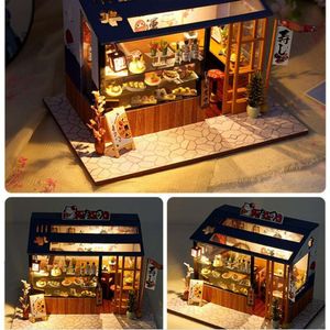 Doll em miniatura da loja japonesa com móveis Miniaturas Sushi House Dollhouse Toys for Children Girls Gifts