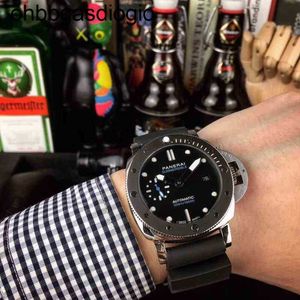 Luksusowe zegarki zegarki Projektant Męskiej Mechanicznej Wriswatch Automatyczne szafirowe lustro 47 mm 13 mm Importowane gumowe opaski do obserwacji zegarek ss0h zegarek