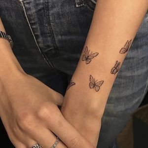 Adesivo de tatuagem temporária à prova d'água Arte da borboleta pequena tatuagem falsa tatuagem de tatuagem feminina 240425