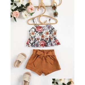 Kläder sätter 2st Girls Summer Outfit Flower Printed Short Sleeve T-shirt Shorts med Bow Belt Set For Kids 1-6yClothing Drop Deliv DHLP4