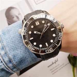 Nowa marka męska luksusowy zegarek sportowy męski zegarek czarna taśma minimalistyczna moda męska klasy klasyczny projektant 42 mm automatyczny ruch mechaniczny rama ceramiczna