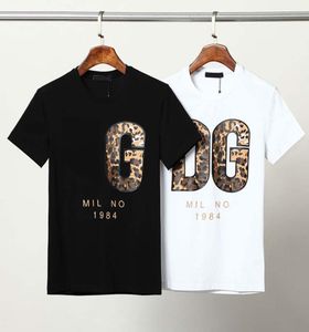 Модные мужские белые черные летняя футболка знаменитая дизайнерская футболка Big V Высококачественные хип -хоп мужчины женщины с коротким рукавом Unisex Mxxxl 031436129