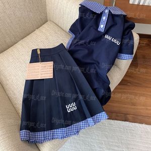 Вышитые бренды женские поло в плиссированных юбках набор юбки роскошные дизайнерские дизайнерские детские футболка наряды с коротки
