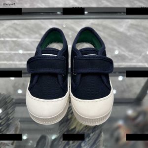 Top kids shoes Ungrounded Child Sneakers Letter printing baby casual shoes Size 26-35 Box protection Striped decoration canvas shoe