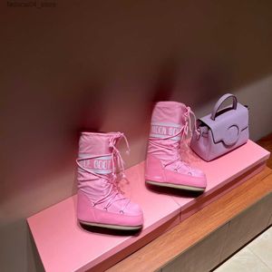 Stivali 23 Nuovo Celebrità Internet Autumn e inverno Stivali spaziali da sci alla moda TOUST TED TUBI SCHEVO DI SNOPE SNOE ASSEGNATE LUNA SNEAKER Q240520