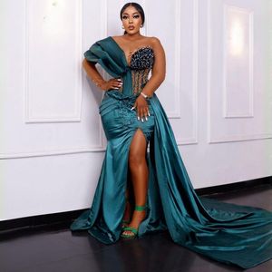 2024 Hunter Green Plus Size Prom Dresses Jewel Neck Crystal chared joleves long satin satin satin evening party party bridesmaid dress distkirts spoys spall