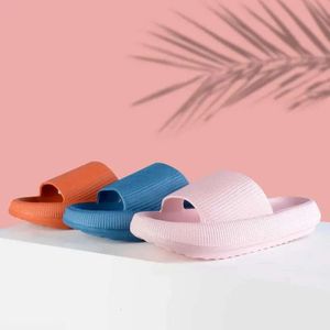 Unisex Home Slippers Sandals Crocky Sole).