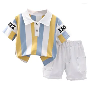 Giyim Setleri Yaz Bebek Bebek Takım Kısa Kollu Top Şort 2 Parçası Çocuk Çizgili Mektup Baskı Boş Zamanlı Toddler Giysileri