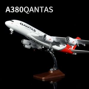 Model samolotu z żywicy 45 cm A380 Australia 1: 150 Acoustooptic Automatyczne światło LED z sprzętem do lądowania