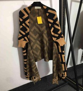2021SS Fashion Ffen Women Designer Wool Knit Cape Shawl Stands Jacquard Tassel Midi Coat Cchen Brand Double F Loft Logo Girls C2635654