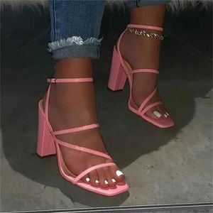 Sommarsammanhang rosa 425 och mångsidig öppen tå högklackad sandal casual utomhus fast färg plus 85c