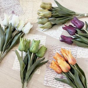 Fiori decorativi retrò tulipano il layout della scena della scena del nozze morbido fatto fai -da -te tocco di vero soggiorno di fiori finti