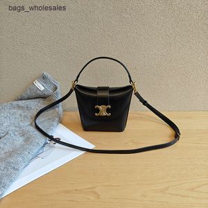 Store 80% Off New Pig Nose Triumphal Arch Water Bucket Bag with Genuine Leather Mini Cute Handbag Fashionable and Simple One Shoulder Crossbody for WomenJDDJ