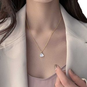 Bulgarly Necklaces Radiant Design Necklace Fan necklace womens simple pendant design light luxury with original gift box