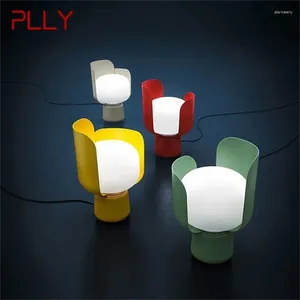Lâmpadas de mesa Plly Nordic Creative Lamp