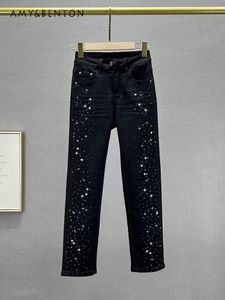 Towary europejskie modne ciężkie hafty wiertnicze dżins proste spodnie kobiety wiosna letnie elastyczne dżinsy o wysokiej talii 240517