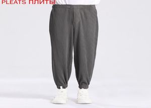 Japan Miyake Pleated Casual Pants Men039s Autumn New Loose Sports Straight Tie14557790