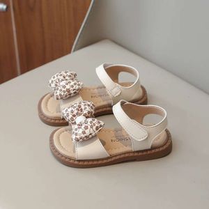 Summer New Girls Fashion Bowtie Children Korean Style Sweet Princess Open-toe Kids Chic Beach Flat Sandals Soft