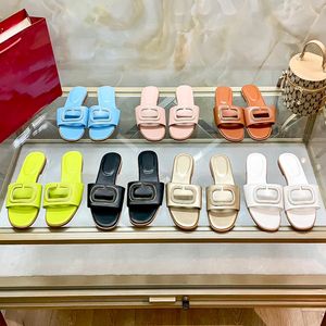 Дизайнерские сандалии Женщины скользят комнатные повседневные кожа мужские женские тапочки на пол солнечные пляжные туфли