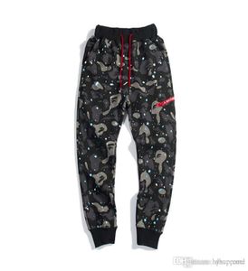 Amante integral preto branco camuflagem letra de impressão de personalidade adolescente desenho animado de moda impressão Hip Hop Pants9716496