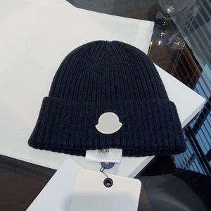 Modedesigner Monclir 2023 Autumn and Winter New Sticked Wool Hat Luxury Sticked Hat Officiell webbplats version 1: 1 hantverk